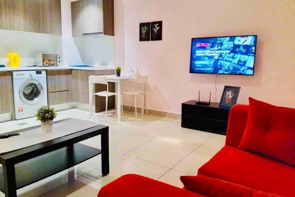 Hb1512- Hyve Studio Unit, Lake View, Cyberjaya, Free Wi-Fi, Free Parking, Netflix,Pool, 3038 Exteriér fotografie